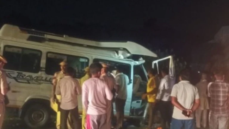 राजस्‍थान के फलौदी में सड़क हादसा में 15 की मौत 2, प्रधानमंत्री नरेंद्र मोदी ने शोक व्यक्त किया