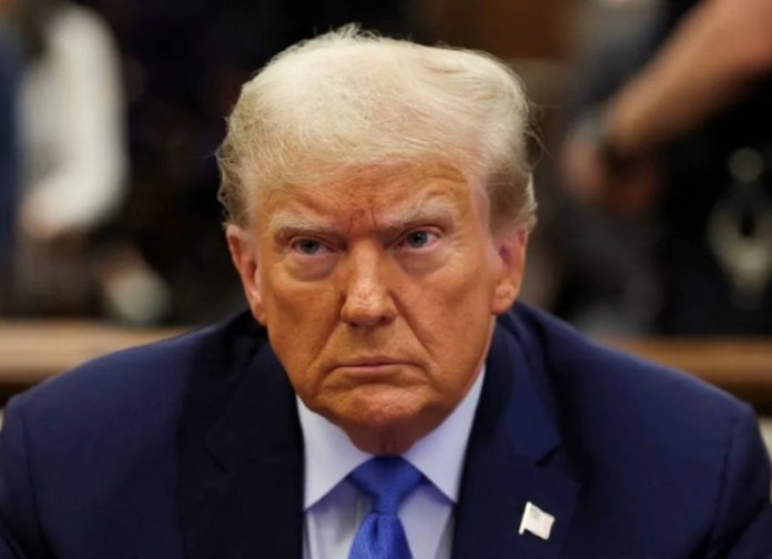 अमेरिकी सुप्रीम कोर्ट ने ट्रंप को दिया बड़ा झटका, शिकागो में सैन्य तैनाती की मांग खारिज की