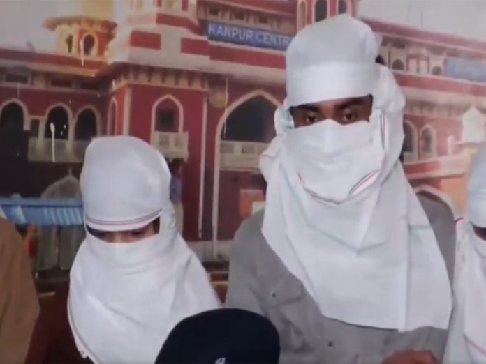 रेलवे सुरक्षा बल ने कानपुर में पूर्वोत्तर संपर्क क्रांति एक्सप्रेस से तीन बांग्लादेशी नागरिकों को किया गिरफ्तार