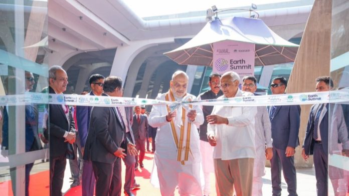 केंद्रीय गृह मंत्री अमित शाह ने गांधीनगर में अर्थ समिट 2025 का किया उद्घाटन