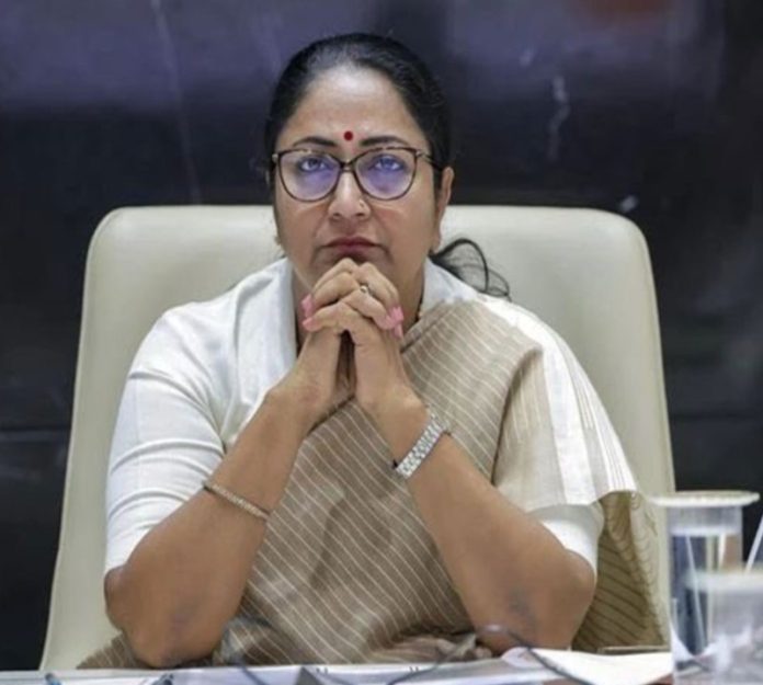 तिहाड़ जेल फैक्ट्री से स्कूलों के लिए 10,000 ड्यूल डेस्क खरीदे जाएंगे : सीएम रेखा गुप्ता