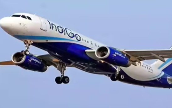 कुवैत से हैदराबाद आ रही इंडिगो की फ्लाइट को बम से उड़ाने की धमकी, मुंबई एयरपोर्ट पर हुई इमरजेंसी लैंडिंग कुवैत से हैदराबाद आ रही इंडिगो की फ्लाइट को बम से उड़ाने की धमकी, मुंबई एयरपोर्ट पर हुई इमरजेंसी लैंडिंग