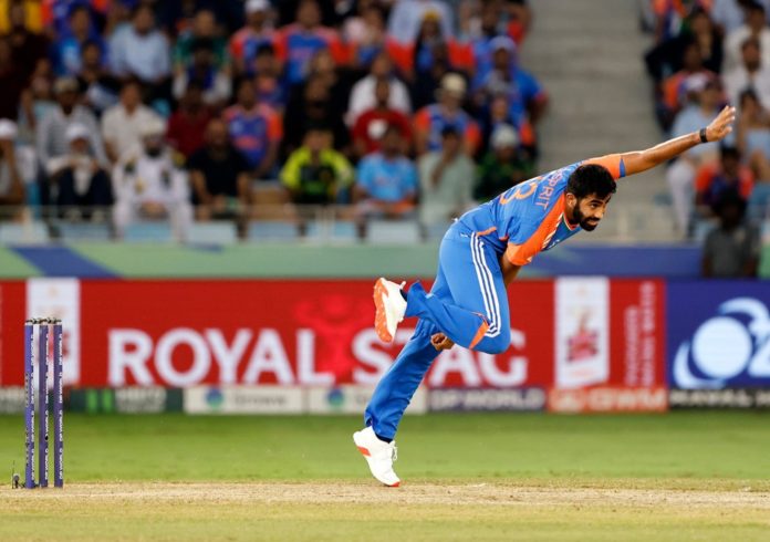 जसप्रीत बुमराह ने टी20 अंतरराष्ट्रीय में 100 विकेट किए पूरे, सभी प्रारूपों में विकेटों का शतक लगाने वाले भारत के पहले गेंदबाज बने