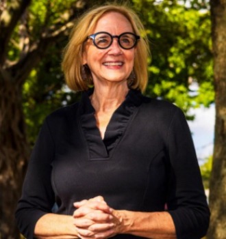 अमेरिका : डेमोक्रेट एलीन हिगिंस ने मियामी की मेयर का चुनाव जीता अमेरिका : डेमोक्रेट एलीन हिगिंस ने मियामी की मेयर का चुनाव जीता