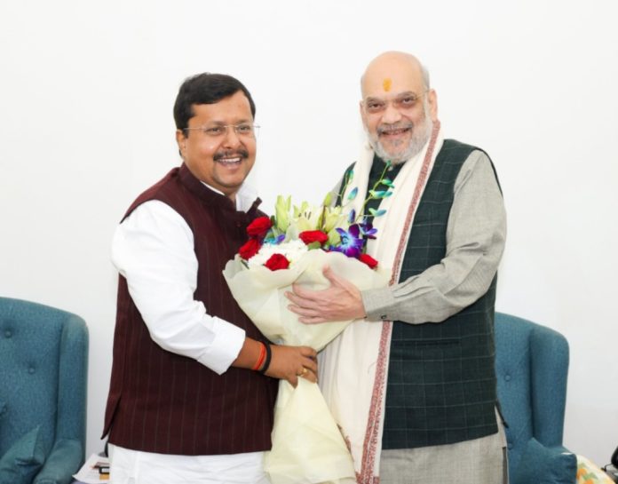 केंद्रीय गृह मंत्री अमित शाह से भाजपा के नवनियुक्त राष्ट्रीय कार्यकारी अध्यक्ष नितिन नबीन ने मुलाकात की केंद्रीय गृह मंत्री अमित शाह से भाजपा के नवनियुक्त राष्ट्रीय कार्यकारी अध्यक्ष नितिन नबीन ने मुलाकात की