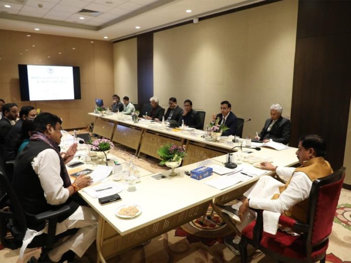 मप्र : सीएम मोहन यादव ने खजुराहो में खाद्य, नागरिक आपूर्ति एवं उपभोक्ता संरक्षण विभाग की समीक्षा बैठक की