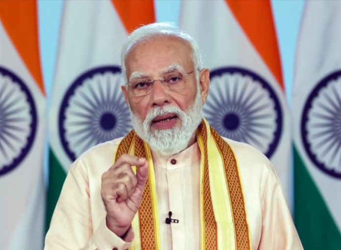 पीएम मोदी आज गुवाहाटी और हावड़ा के बीच चलने वाली भारत की पहली वंदे भारत स्लीपर ट्रेन को हरी झंडी दिखाएंगे