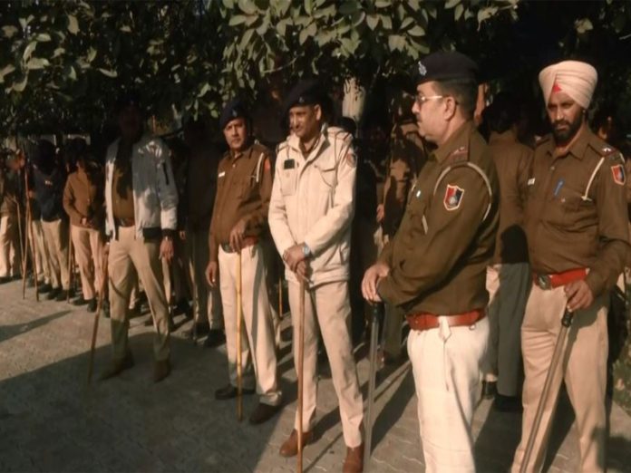 पंजाब : एसआईटी ने 328 लापता 'स्वरूपों' के मामले में 2 लोगों को किया गिरफ्तार, 14 स्थानों पर छापेमारी की