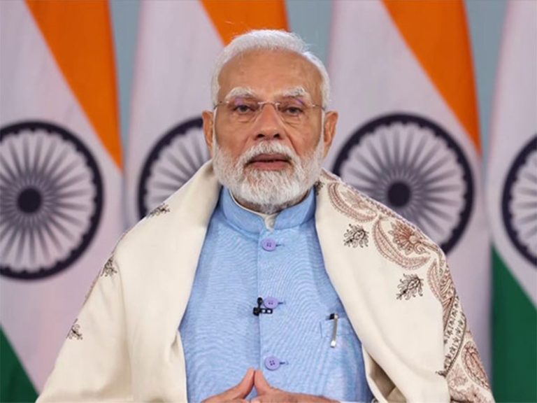 पीएम मोदी ने सेना दिवस पर सशस्त्र बलों के जवानों को शुभकामनाएं दीं