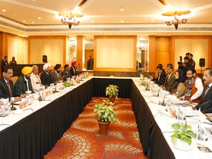 एसवाईएल नहर मुद्दे पर चर्चा करने के लिए पंजाब और हरियाणा ने चंडीगढ़ में संयुक्त बैठक की