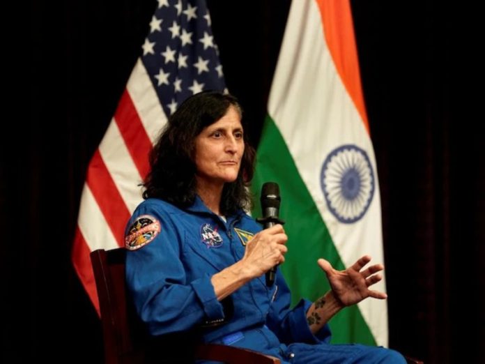 27 साल की उल्लेखनीय सेवा के बाद अंतरिक्ष एजेंसी नासा से रिटायर हुईं सुनीता विलियम्स