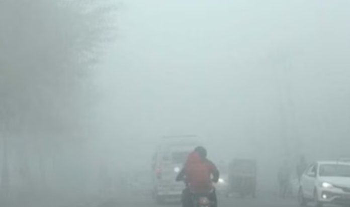 मौसम विभाग ने देश के विभिन्न भागों में घने कोहरे और शीत लहर का अनुमान किया व्यक्त