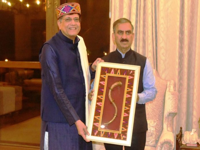 हिमाचल प्रदेश के सीएम सुखविंदर सिंह सुक्खू ने केंद्रीय मंत्री पीयूष गोयल से की मुलाकात