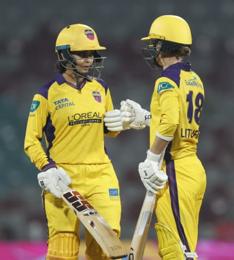 WPL 2026 : यूपी वॉरियर्स ने मुंबई इंडियंस को 7 विकेट से हराया