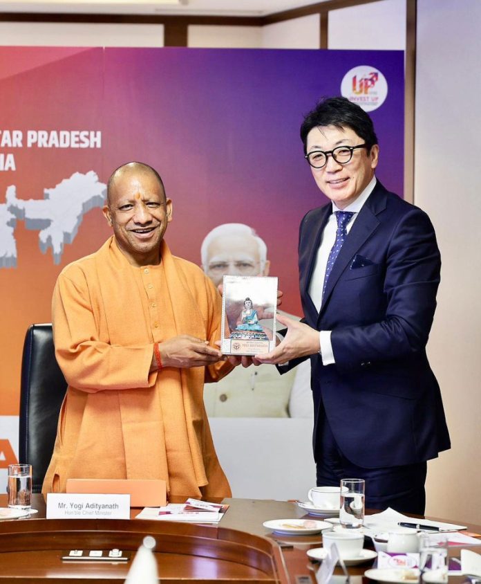 उत्तर प्रदेश के सीएम योगी ने जापान दौरे के पहले दिन 11 हजार करोड़ रुपये के समझौता ज्ञापनों पर किए हस्ताक्षर