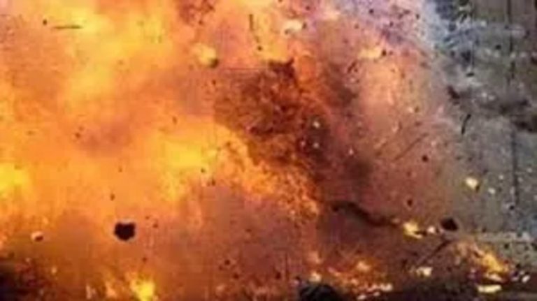 पाकिस्तान : खैबर पख्तूनख्वा में दो बम धमाके, 7 लोगों की मौत और 3 के घायल होने की खबर
