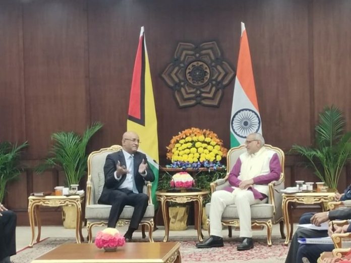 गुयाना के उपराष्ट्रपति भरत जगदेव ने उपराष्ट्रपति सीपी राधाकृष्णन से की मुलाकात