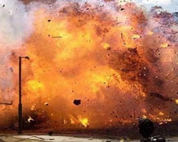 पाकिस्तान : कराची में गैस विस्फोट,13 की मौत की खबर