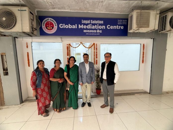 मप्र: सुनीत अग्रवाल जज(सचिव जिला विधिक सेवा प्राधिकरण (भोपाल) का ग्लोबल मेडिएशन सेंटर में हुआ आगमन मप्र: सुनीत अग्रवाल जज(सचिव जिला विधिक सेवा प्राधिकरण (भोपाल) का ग्लोबल मेडिएशन सेंटर में हुआ आगमन