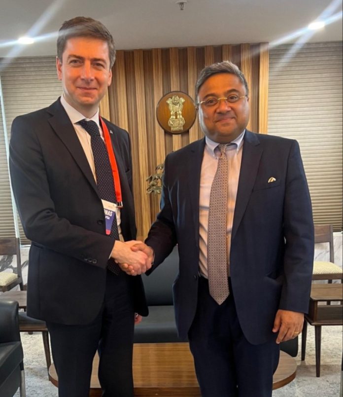 विदेश मंत्रालय के सचिव (पश्चिम) सिबी जॉर्ज ने लिथुआनिया के विदेश सचिव लाइमोनस तलत केल्पसा से की मुलाकात
