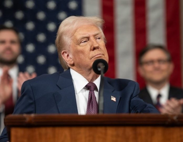 अमेरिकी राष्ट्रपति डोनाल्ड ट्रंप ने 2009 का अहम जलवायु फैसला रद्द किया अमेरिकी राष्ट्रपति डोनाल्ड ट्रंप ने 2009 का अहम जलवायु फैसला रद्द किया