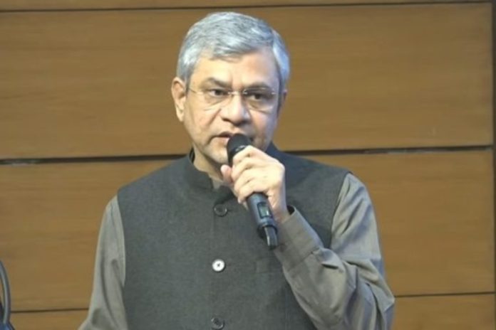 एआई पांचवीं औद्योगिक क्रांति को शक्ति प्रदान करेगा : केन्द्रीय मंत्री अश्विनी वैष्णव