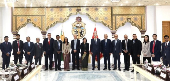 भारत और ट्यूनीशिया ने ट्यूनिस में विदेश कार्यालय परामर्श का 6वां दौर किया आयोजित भारत और ट्यूनीशिया ने ट्यूनिस में विदेश कार्यालय परामर्श का 6वां दौर किया आयोजित