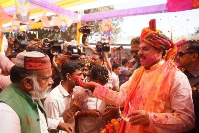 हर आंगन में सुख, शांति और समृद्धि के नए रंग बिखेरता है होली का उत्सव : सीएम डॉ. मोहन यादव