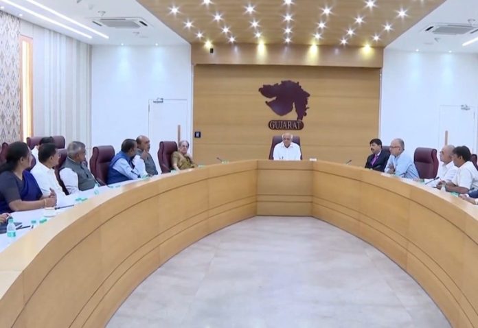 गुजरात में समान नागरिक संहिता पर उच्चस्तरीय समिति ने सीएम भूपेंद्र पटेल को सौंपी अंतिम मसौदा रिपोर्ट