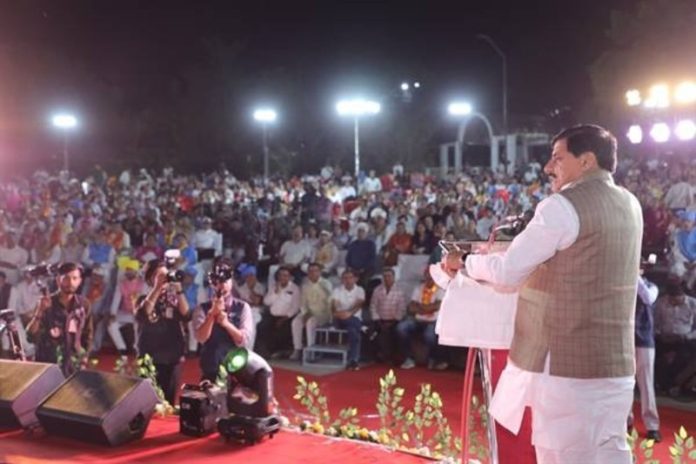 व्यापार, शिक्षा और समाज सेवा सभी क्षेत्रों में सिंधी समाज ने महत्वपूर्ण योगदान दिया : सीएम डॉ. मोहन यादव