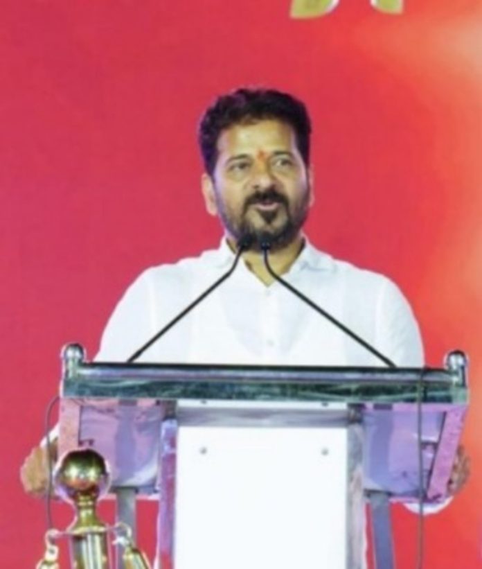 तेलंगाना : सीएम रेवंत रेड्डी ने सीएसआर निधि के प्रभावी उपयोग के लिए एक विशेष नीति की घोषणा की तेलंगाना : सीएम रेवंत रेड्डी ने सीएसआर निधि के प्रभावी उपयोग के लिए एक विशेष नीति की घोषणा की