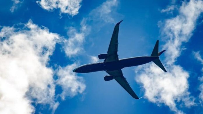 पश्चिम एशिया में मौजूदा आक्रामक घटनाक्रम को देखते हुए नागरिक उड्डयन मंत्रालय ने निर्धारित 357 उड़ानें की रद्द