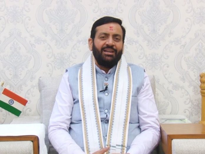 हरियाणा के मुख्यमंत्री नायब सिंह सैनी ने 'सड़क सुरक्षा समाधान' विषय पर आयोजित सेमिनार का किया उद्घाटन हरियाणा के मुख्यमंत्री नायब सिंह सैनी ने 'सड़क सुरक्षा समाधान' विषय पर आयोजित सेमिनार का किया उद्घाटन