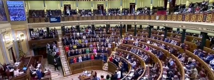 ईरान पर हमलों में शामिल अमरीकी विमानों के लिए स्पेन ने अपना हवाई क्षेत्र किया बंद