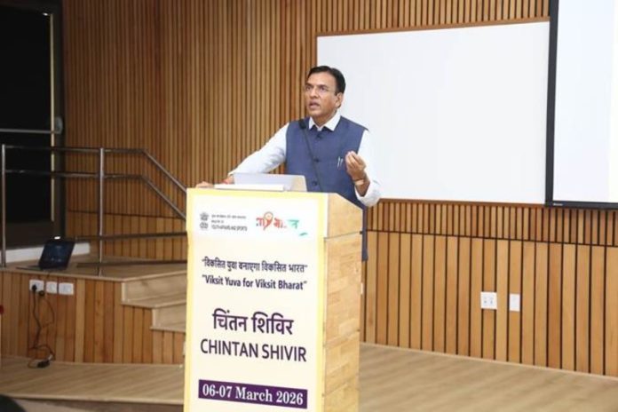 केंद्रीय मंत्री मनसुख मंडाविया ने युवाओं से ‘विकसित भारत’ के निर्माण में निर्णायक नेतृत्व निभाने का किया आह्वान