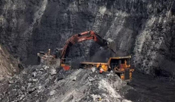 भारत ने लगातार दूसरे वर्ष एक अरब टन कोयला उत्पादन की उपलब्धि को किया प्राप्त भारत ने लगातार दूसरे वर्ष एक अरब टन कोयला उत्पादन की उपलब्धि को किया प्राप्त