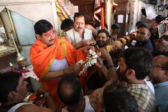 सम्राट विक्रमादित्य के काल में अवंतिका नगरी में विजयी ध्वज निकाल कर मनाया जाता था उत्सव : सीएम डॉ. मोहन यादव सम्राट विक्रमादित्य के काल में अवंतिका नगरी में विजयी ध्वज निकाल कर मनाया जाता था उत्सव : सीएम डॉ. मोहन यादव