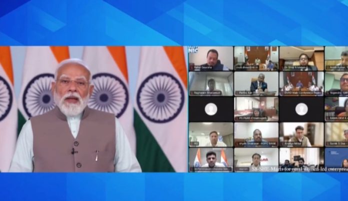 पीएम मोदी ने कृषि और ग्रामीण परिवर्तन पर बजट बाद वेबिनार को किया संबोधित पीएम मोदी ने कृषि और ग्रामीण परिवर्तन पर बजट बाद वेबिनार को किया संबोधित