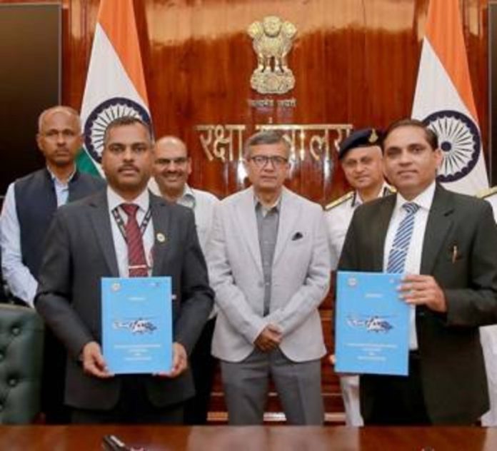 रक्षा मंत्रालय ने एएलएच एमके-II (एमआर) और वीएल-एसएचटीआईएल मिसाइलों के लिए 5,083 करोड़ रुपये के अनुबंधों पर किए हस्ताक्षर