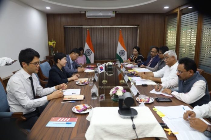 HDHNTgEaMAIIzeY-1200x800 (1)