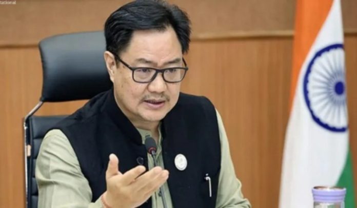 देश की महिलाओं से किए गए वायदे, टालने की राजनीति नहीं बन सकते : केंद्रीय मंत्री किरेन रिजिजू