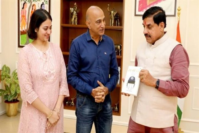 मप्र : सीएम डॉ. मोहन यादव ने क्रिकेटर और कोच अमय खुरासिया की पुस्तक 