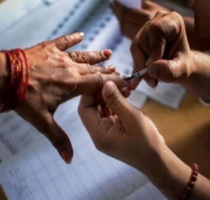 असम, केरलम और पुद्दुचेरी में विधानसभा चुनाव के लिए मतदान शुरू