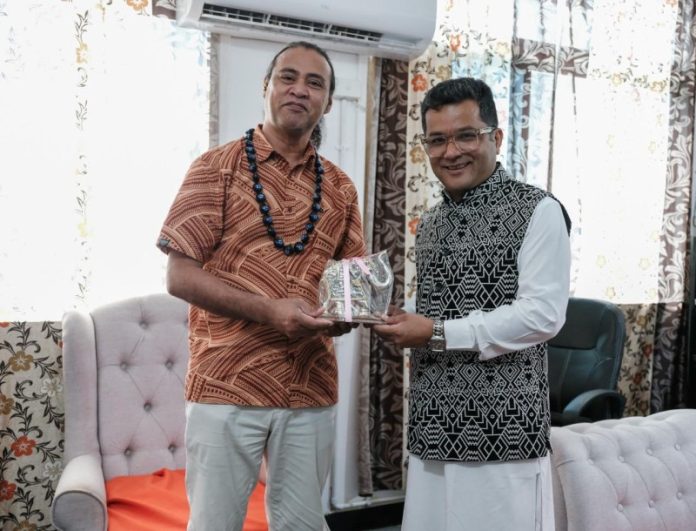 विदेश राज्य मंत्री पबित्रा मार्गेरिटा ने तुवालू के शिक्षा मंत्री हमोआ होलोना से मुलाकात की
