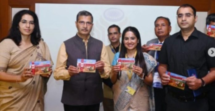 डाक विभाग ने प्रधानमंत्री संग्रहालय में ‘भारत के लोगों’ पर नया पोस्टकार्ड किया जारी