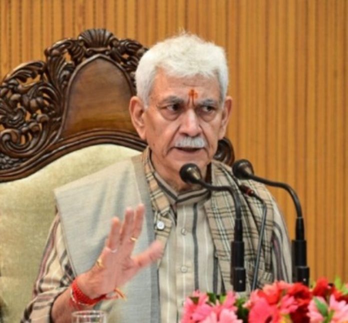 जम्मू-कश्मीर के उपराज्यपाल मनोज सिन्हा ने अमरनाथ यात्रा की तैयारियों पर समीक्षा बैठक की