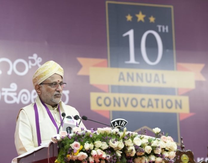उपराष्ट्रपति सीपी राधाकृष्णन ने कर्नाटक केंद्रीय विश्वविद्यालय के 10वें दीक्षांत समारोह को किया संबोधित