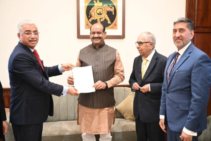 लोकसभा अध्यक्ष ओम बिरला को न्यायमूर्ति यशवंत वर्मा मामले की जांच रिपोर्ट सौंपी गई
