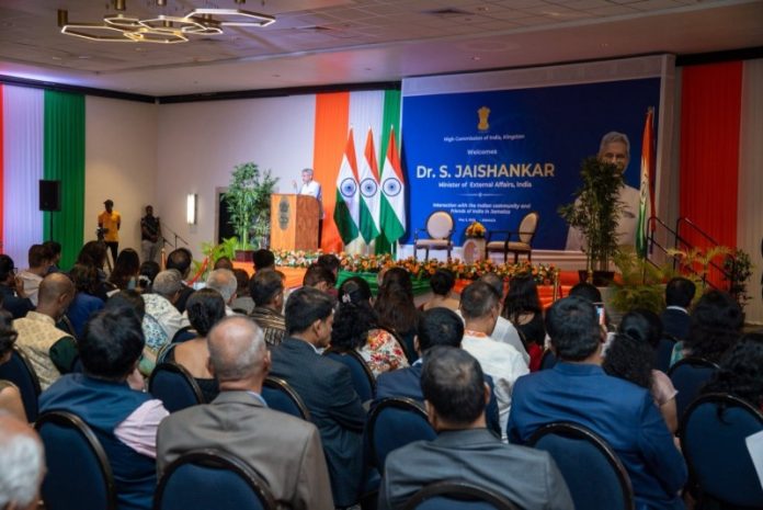 विदेश मंत्री डॉ. एस जयशंकर ने जमैका में भारतीय समुदाय के साथ चर्चा की