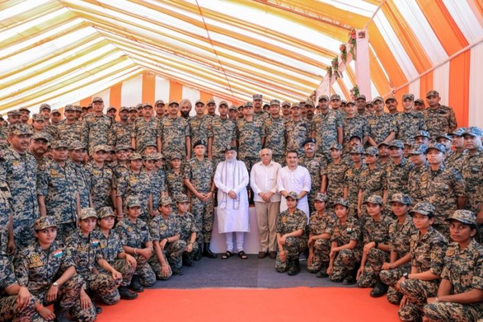 केंद्रीय गृह मंत्री अमित शाह ने प्रौद्योगिकी और नागरिक भागीदारी सहित चार स्तरीय सुरक्षा उपायों के साथ सीमा प्रबंधन में बड़े बदलाव की घोषणा की